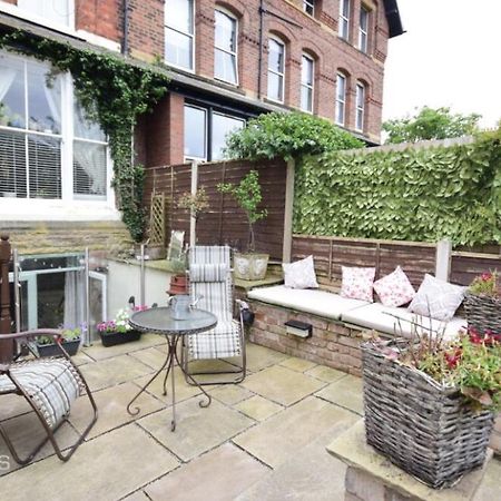 Apartamento The Basement Lytham St Annes Exterior foto